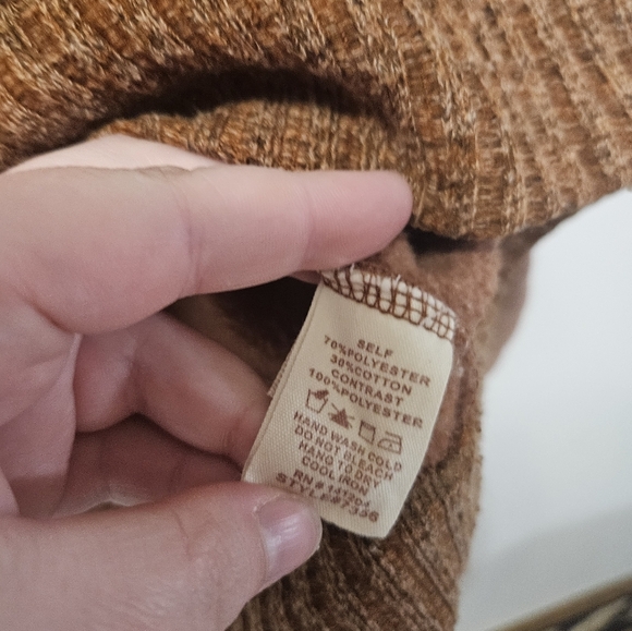 Hem&thread Rust/brown Cropped Sweatshirt! - Picture 3 of 5